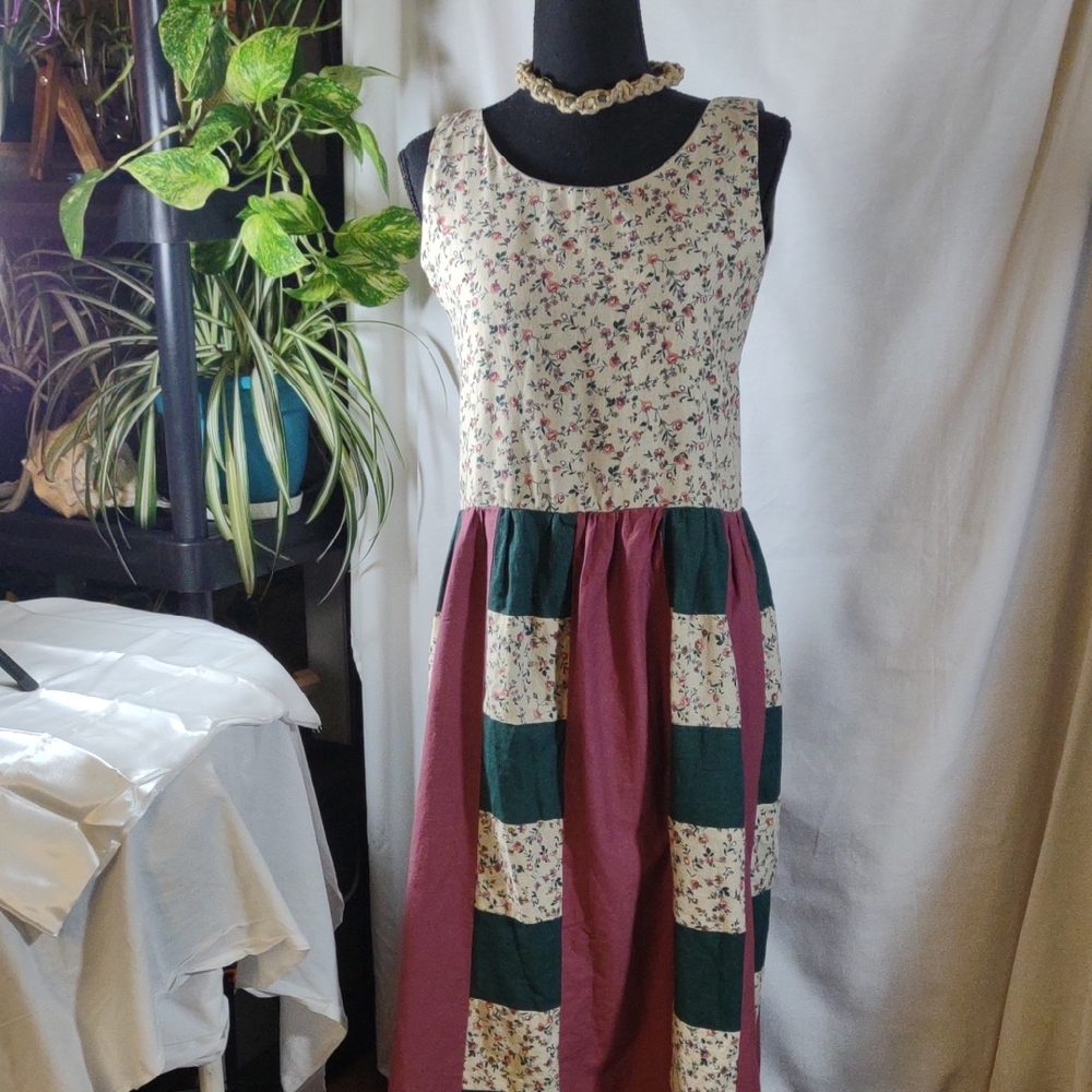 NEW Vintage Handmade Elegant Floral Patchwork Sleeveless Maxi Dress - Sz. M